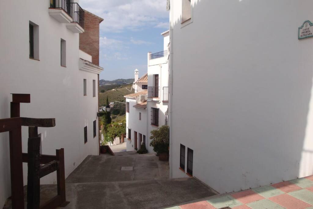 Bonito Piscina Wifi Apartment